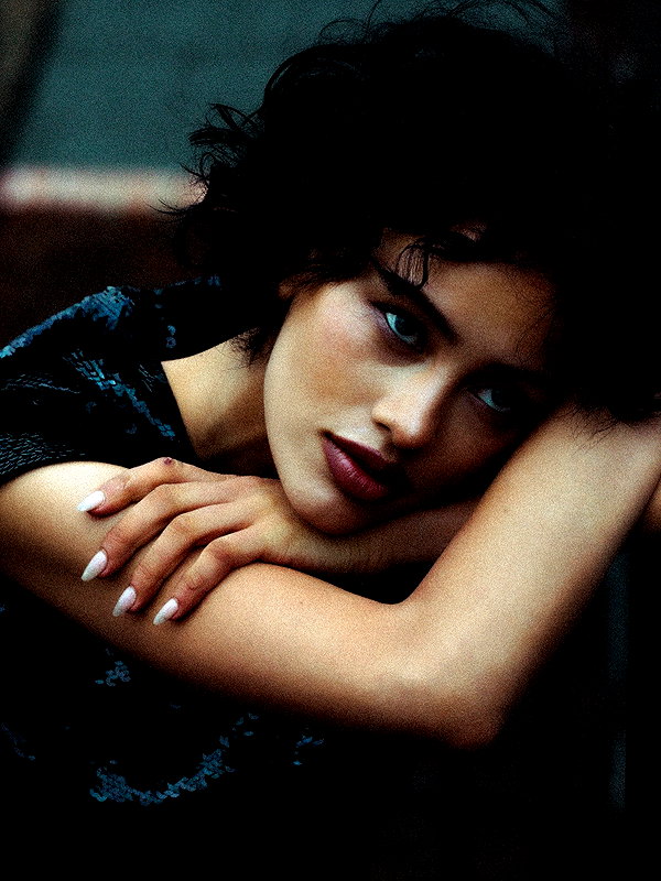 leonanaomii instagram image archive image