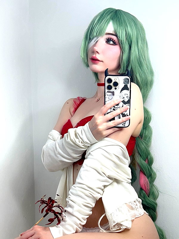 danielle.mercedie instagram image archive image