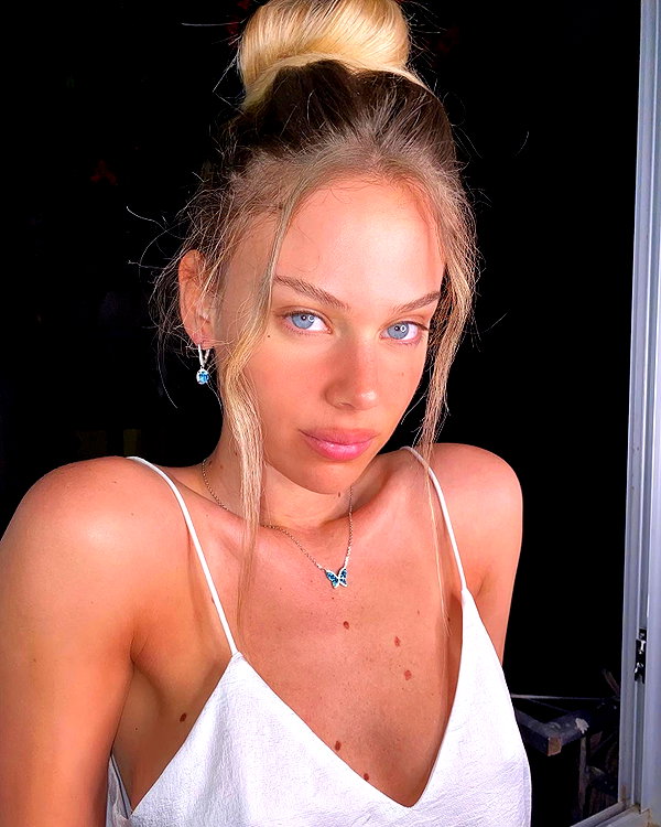 barzomer instagram image archive image