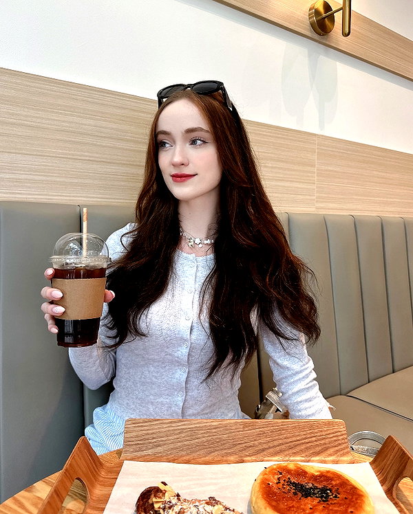 1uvgabi instagram image archive image