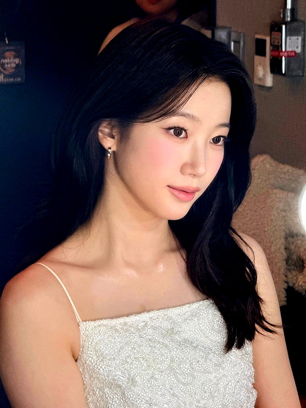 zuhazana instagram image archive image