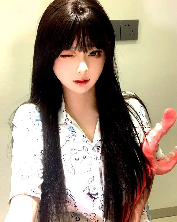 yingyinng_ instagram image archive image