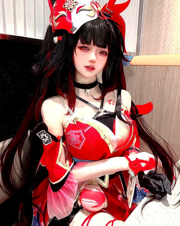 gallery_cosplayer instagram image archive image