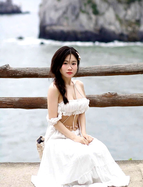 lyhythuedoxinh instagram image archive image