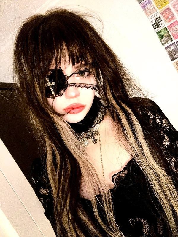 mie.llune archive image
