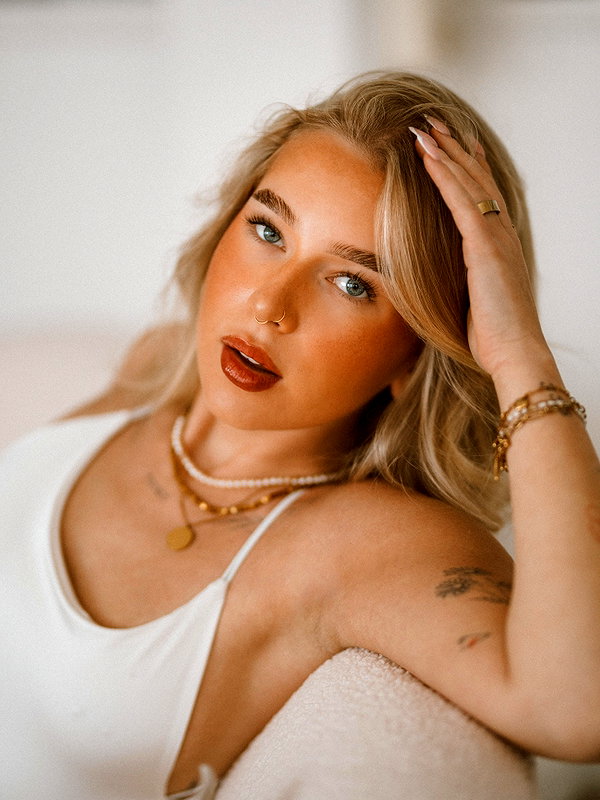nina.kxs instagram image archive image