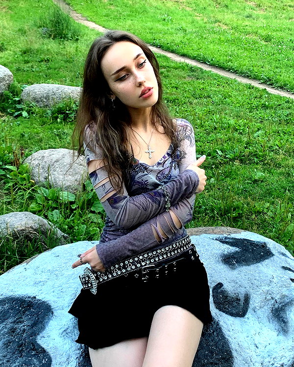 leanxhrt instagram image archive image