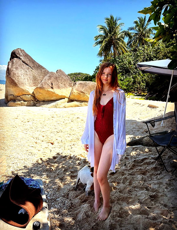 dollyemi instagram image archive image