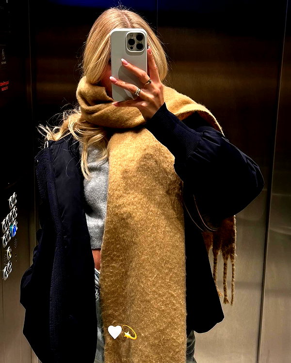 lilih instagram image archive image