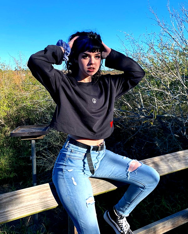 yeahimcaroline instagram image archive image