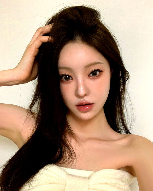 daxbin instagram image archive image