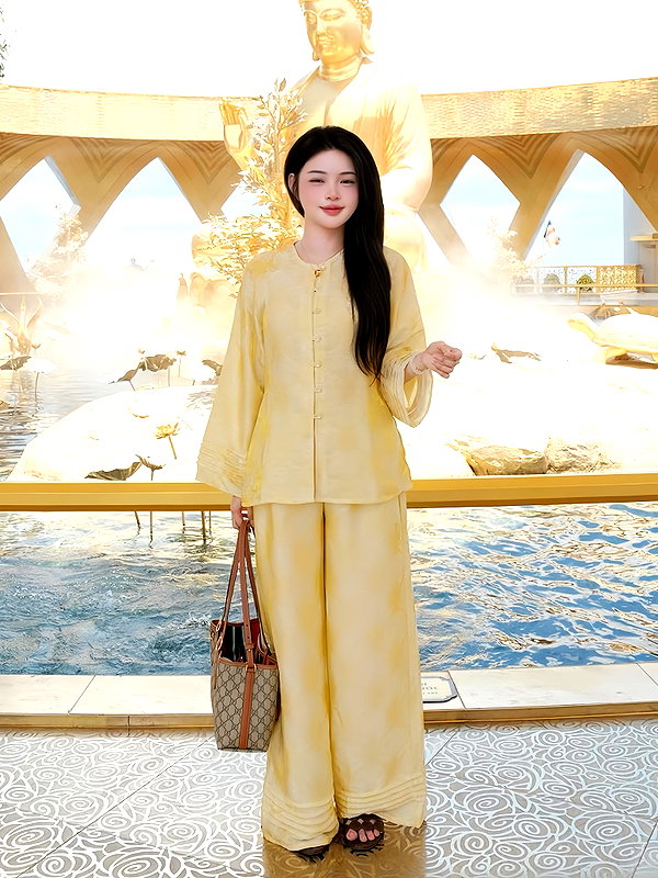 lyhythuedoxinh instagram image archive image