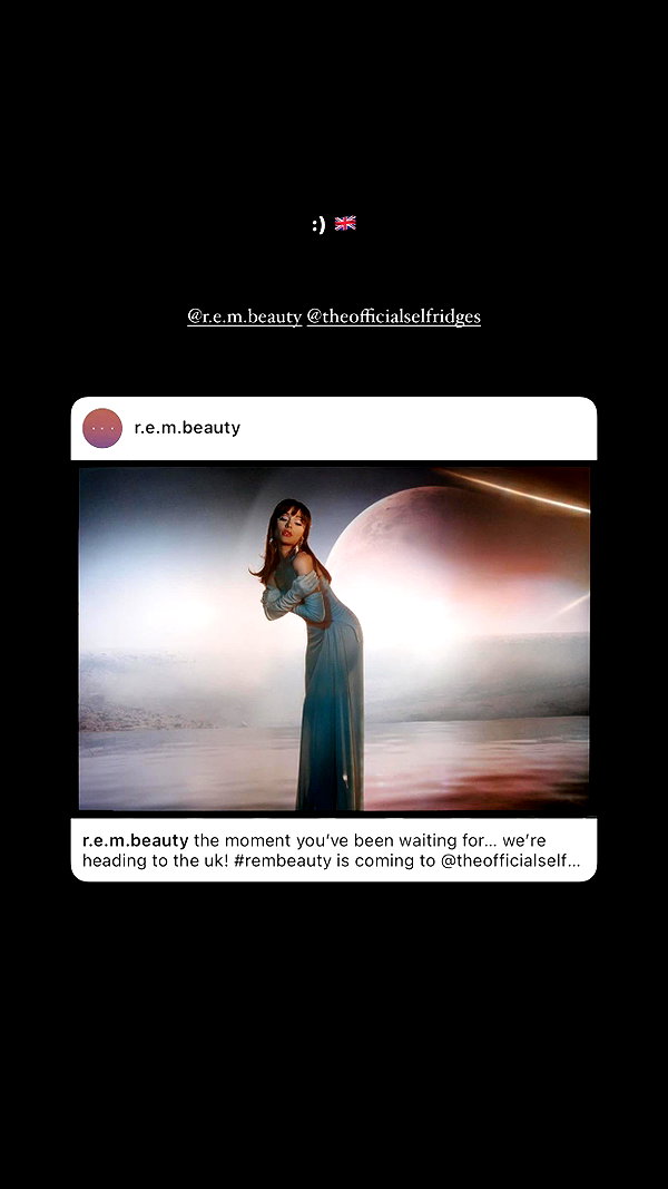 arianagrande instagram image archive image