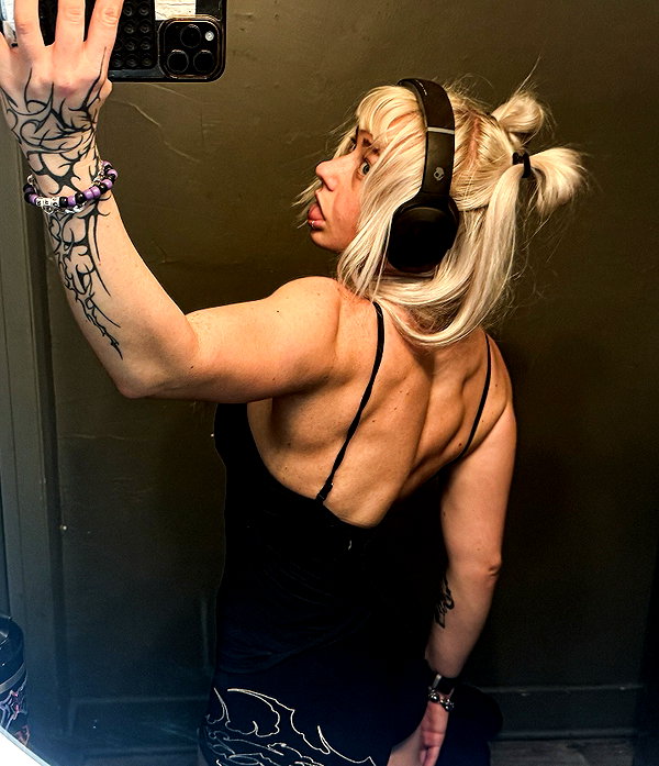 6nattynat9 instagram image archive image