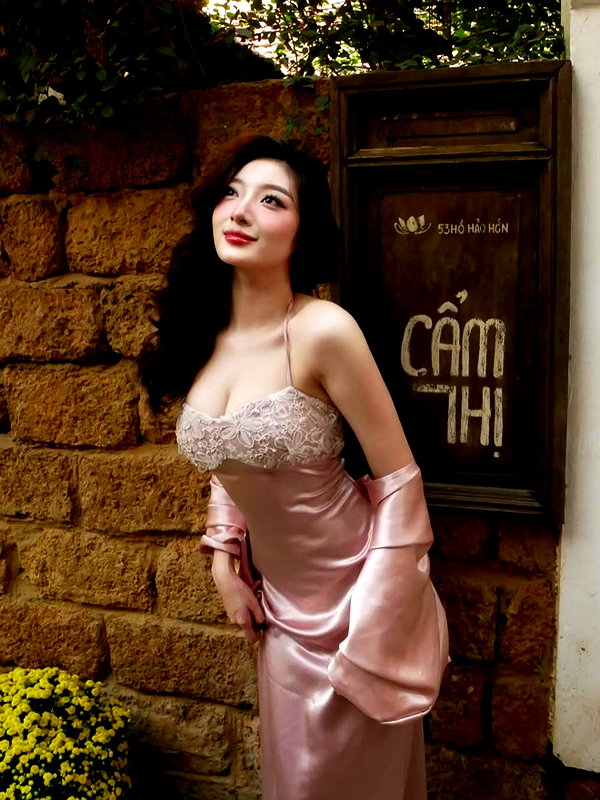 lyhythuedoxinh instagram image archive image
