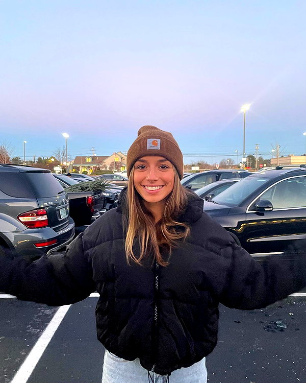sadieemckennaa instagram image archive image