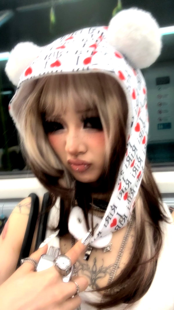 angelwithashotgunxx archive image