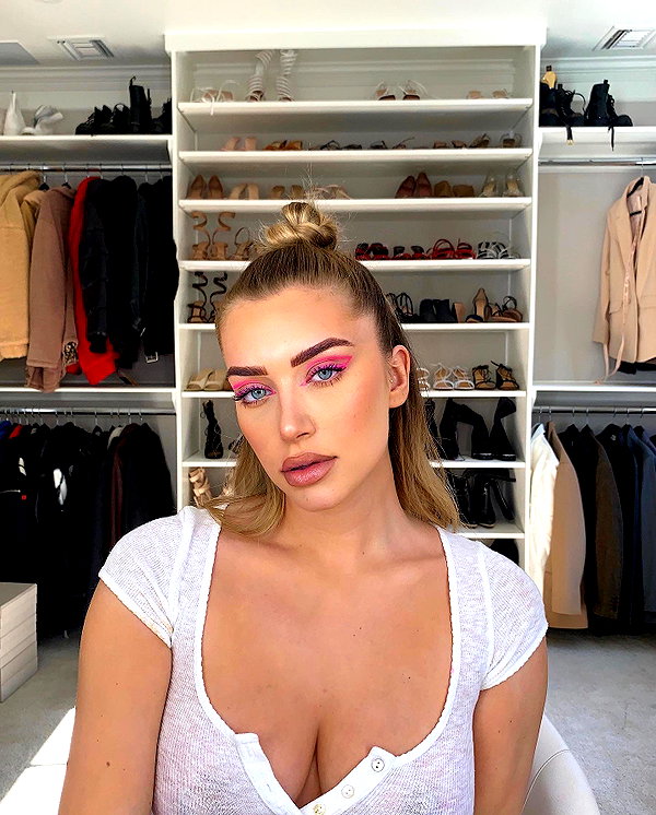 staskaranikolaou instagram image archive image