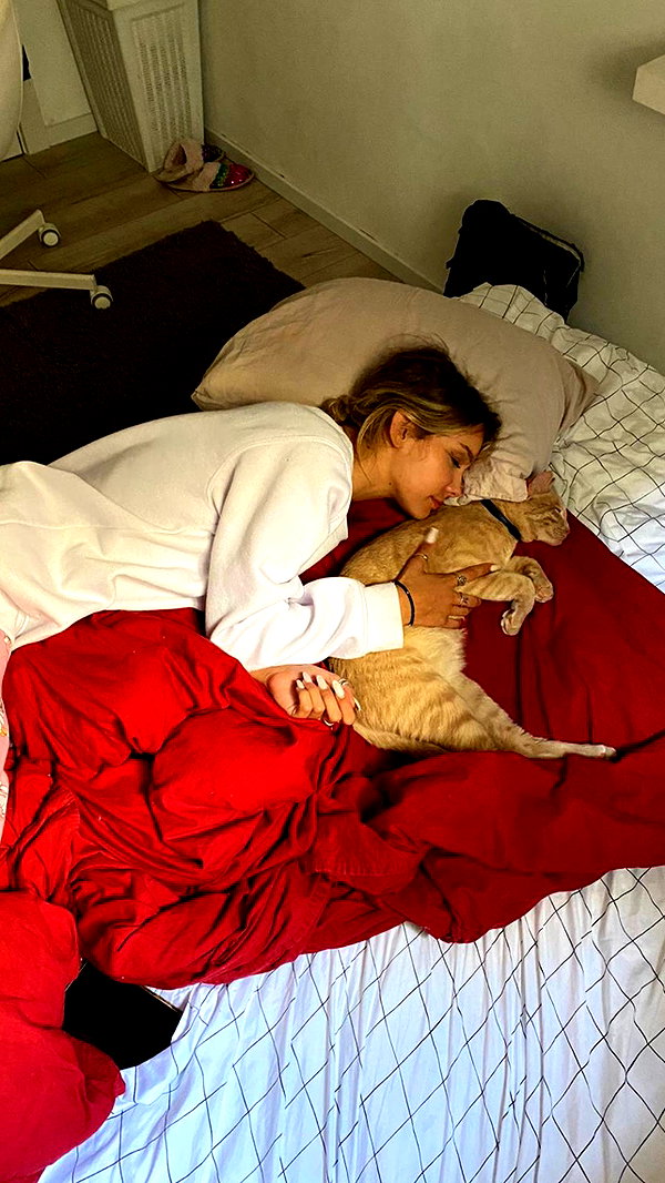 yulia.isakov instagram image archive image
