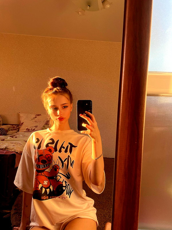 arti_0._.0 instagram image archive image
