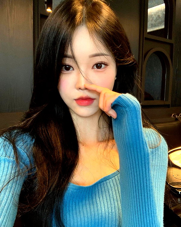 daxbin instagram image archive image