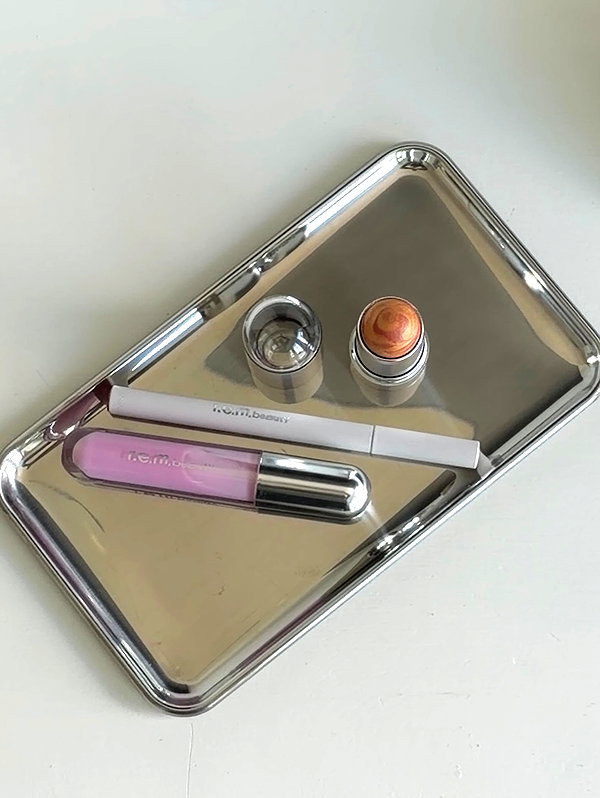 r.e.m.beauty instagram image archive image