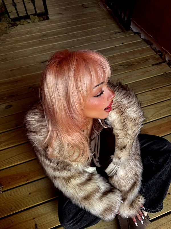 v.qx instagram image archive image
