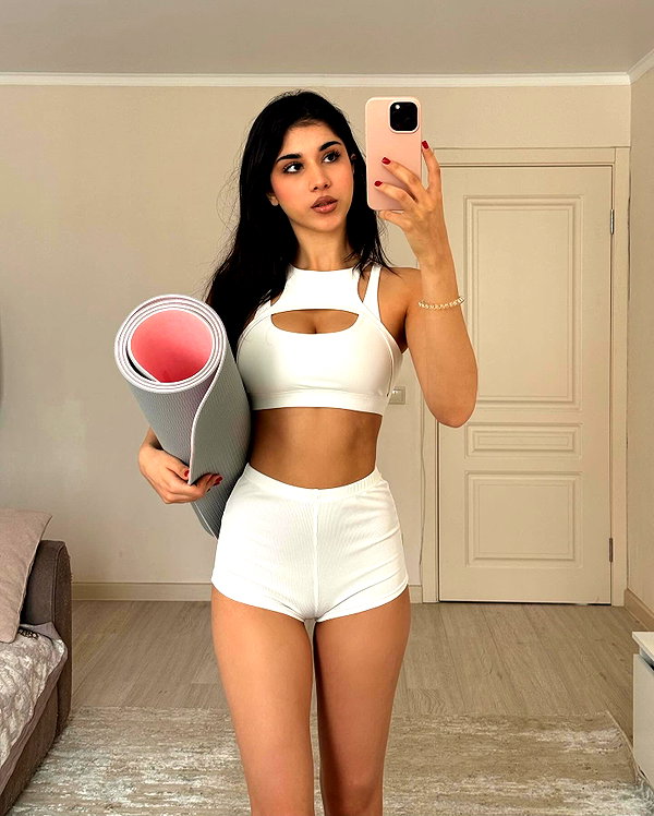 owlydiaa instagram image archive image