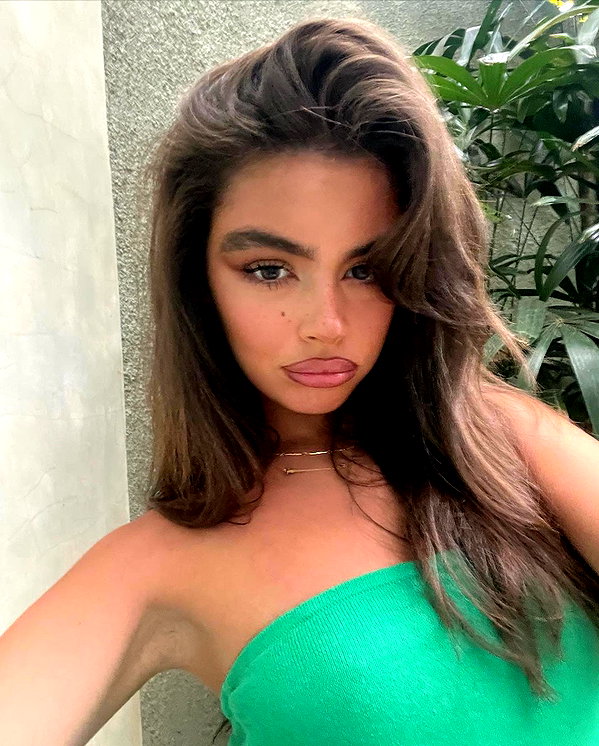 oliviaphillipps instagram image archive image