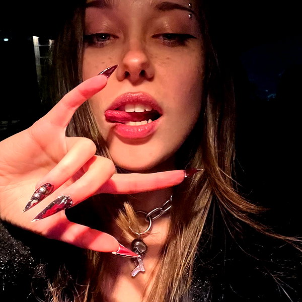 leanxhrt instagram image archive image