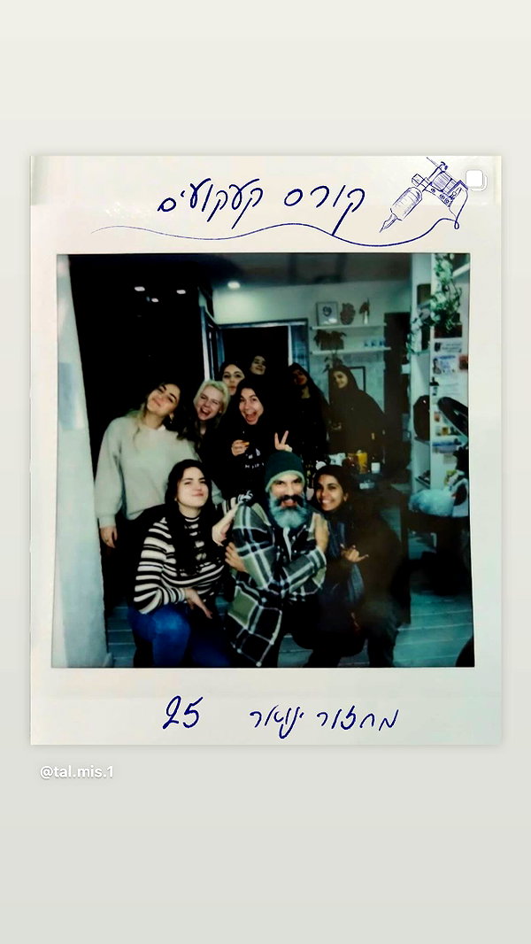 v.e.r.o._.n.i.c.a instagram image archive image