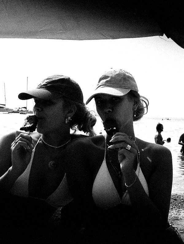 pia__kim instagram image archive image