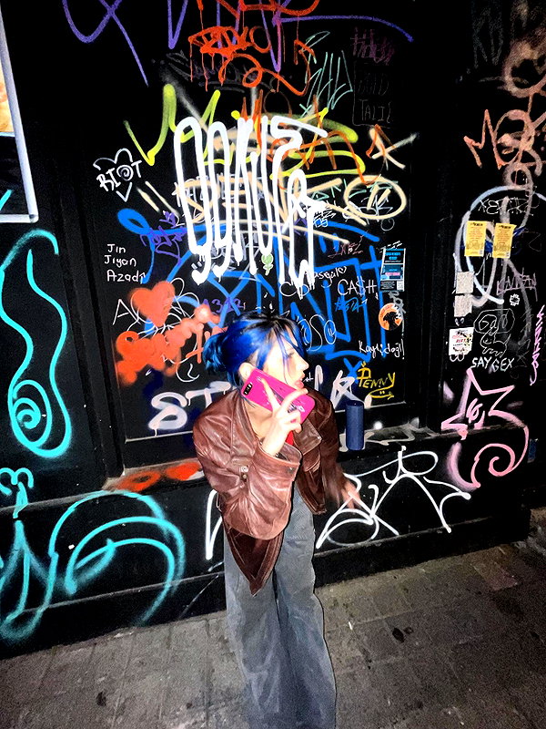 leyla.annemarie instagram image archive image
