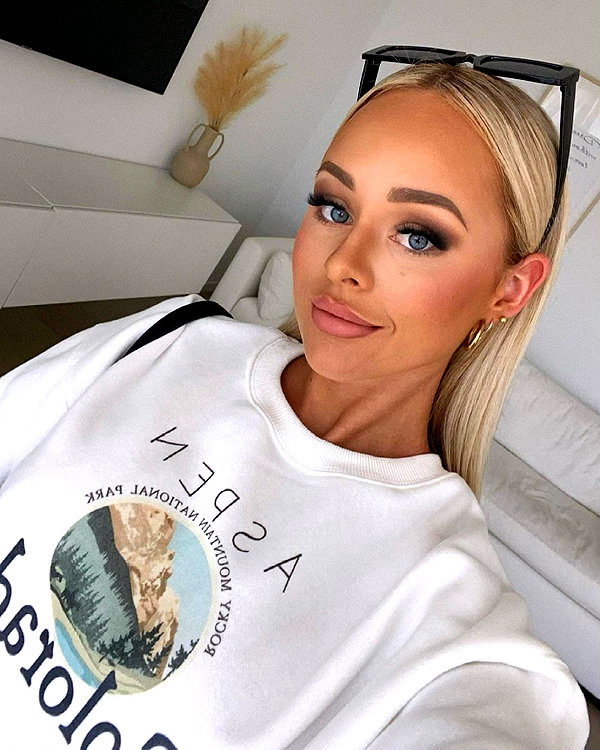 allieauton instagram image archive image