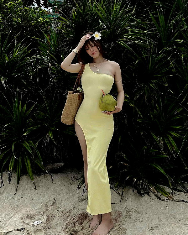 lyhythuedoxinh instagram image archive image