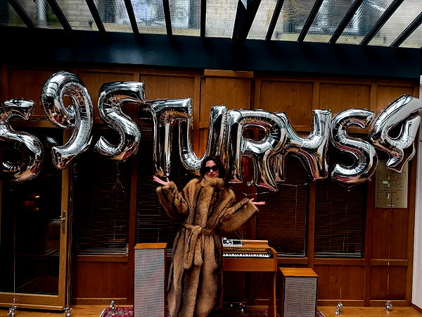 dualipa instagram image archive image
