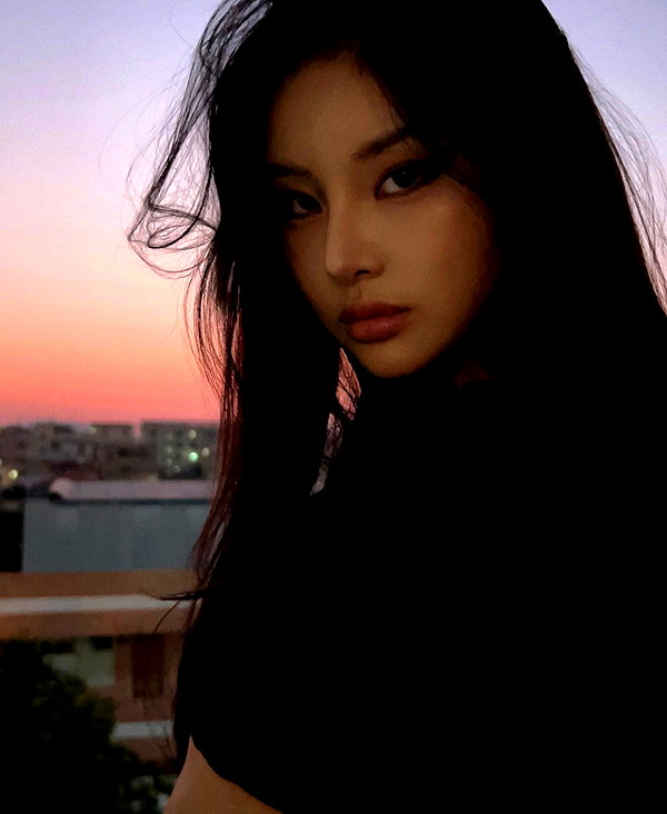 ll.lu1s instagram image archive image
