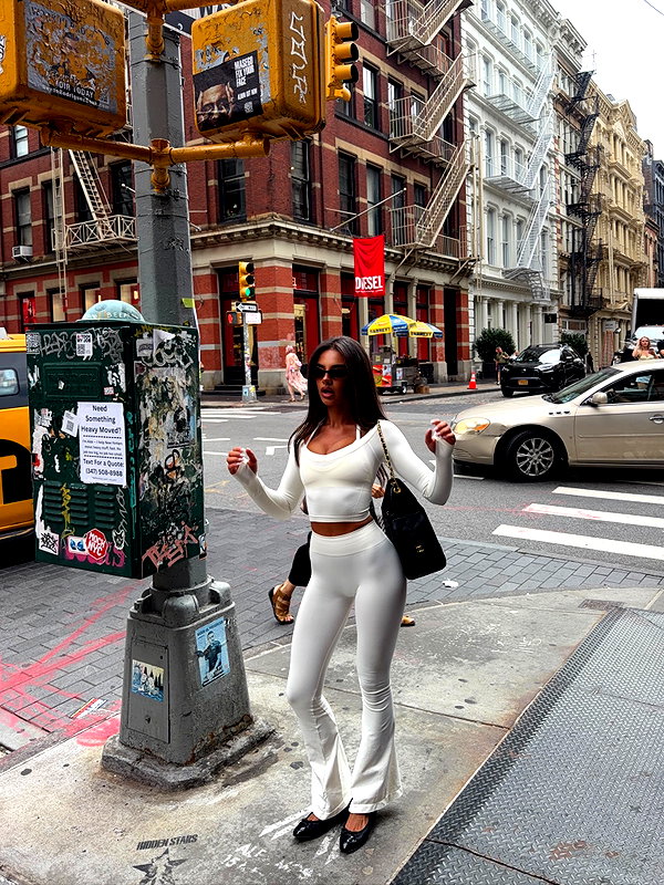 godbless_jess instagram image archive image