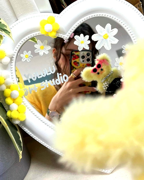 dear.zia instagram image archive image