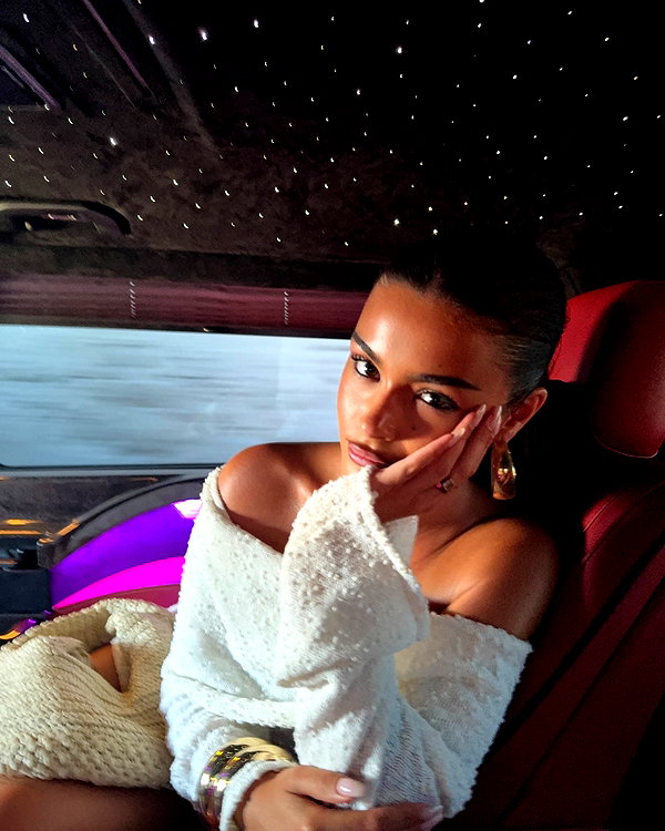 oliviaphillipps instagram image archive image