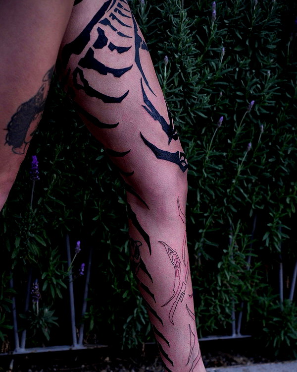 ravid.tatts instagram image archive image