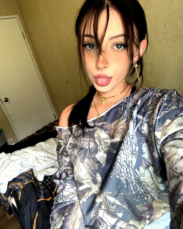 whoskinzie instagram image archive image