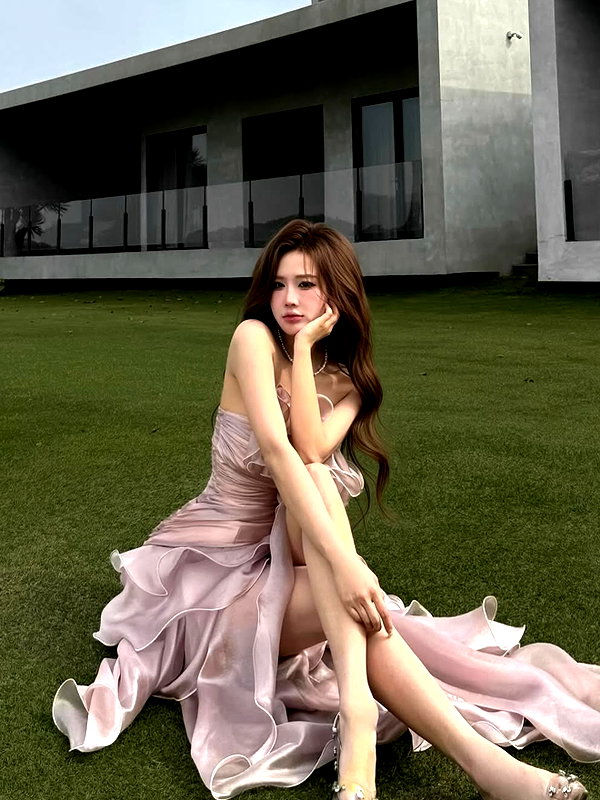 lyhythuedoxinh instagram image archive image