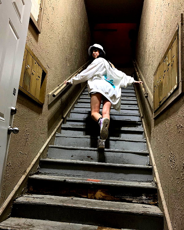 yeahimcaroline instagram image archive image