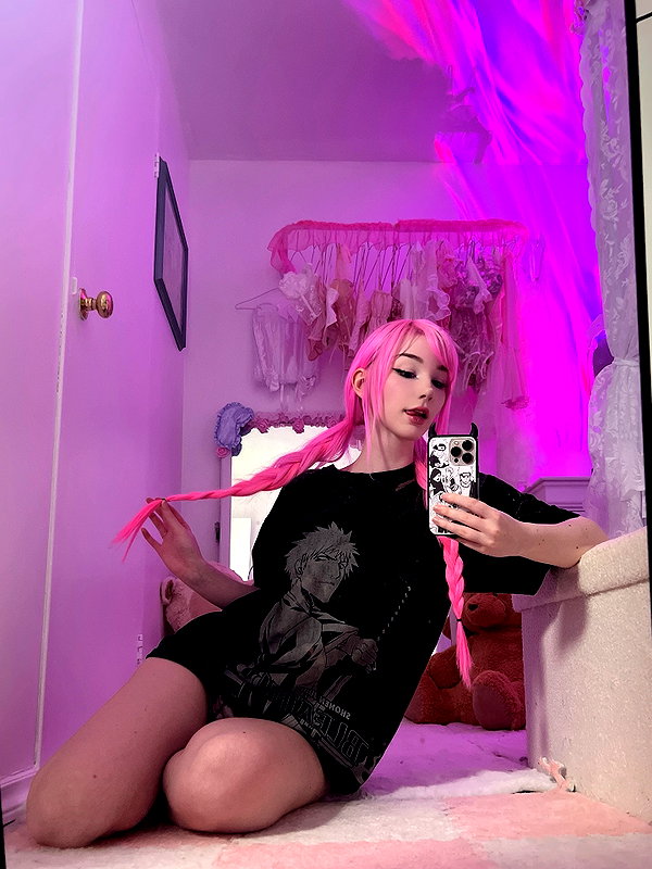danielle.mercedie instagram image archive image