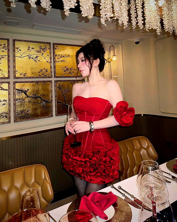 lyhythuedoxinh instagram image archive image