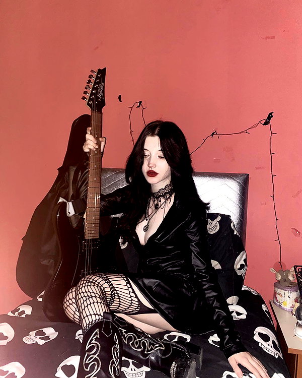 madamist_ instagram image archive image