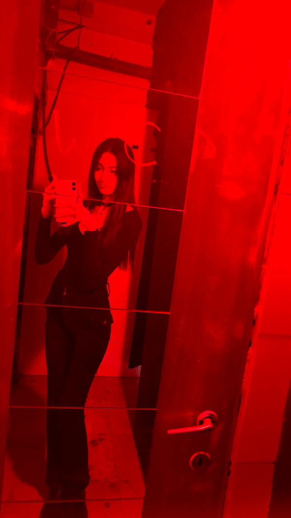 laluzone instagram image archive image