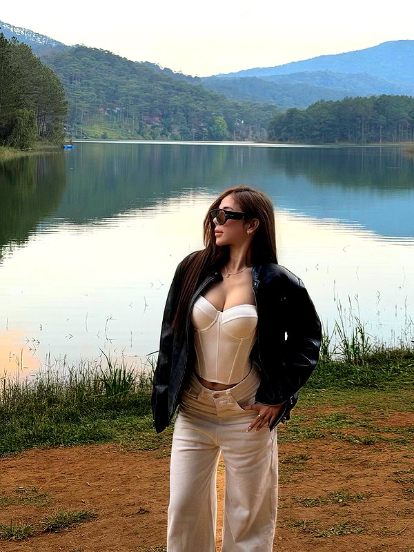 lyhythuedoxinh instagram image archive image