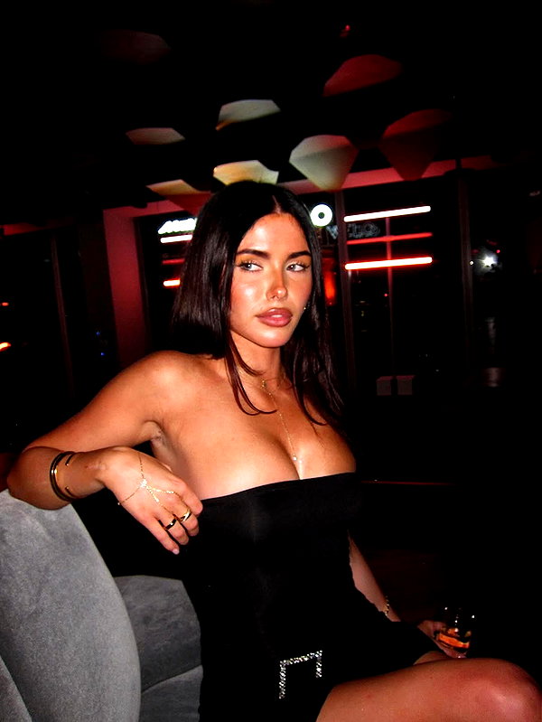 clarissabeaa instagram image archive image